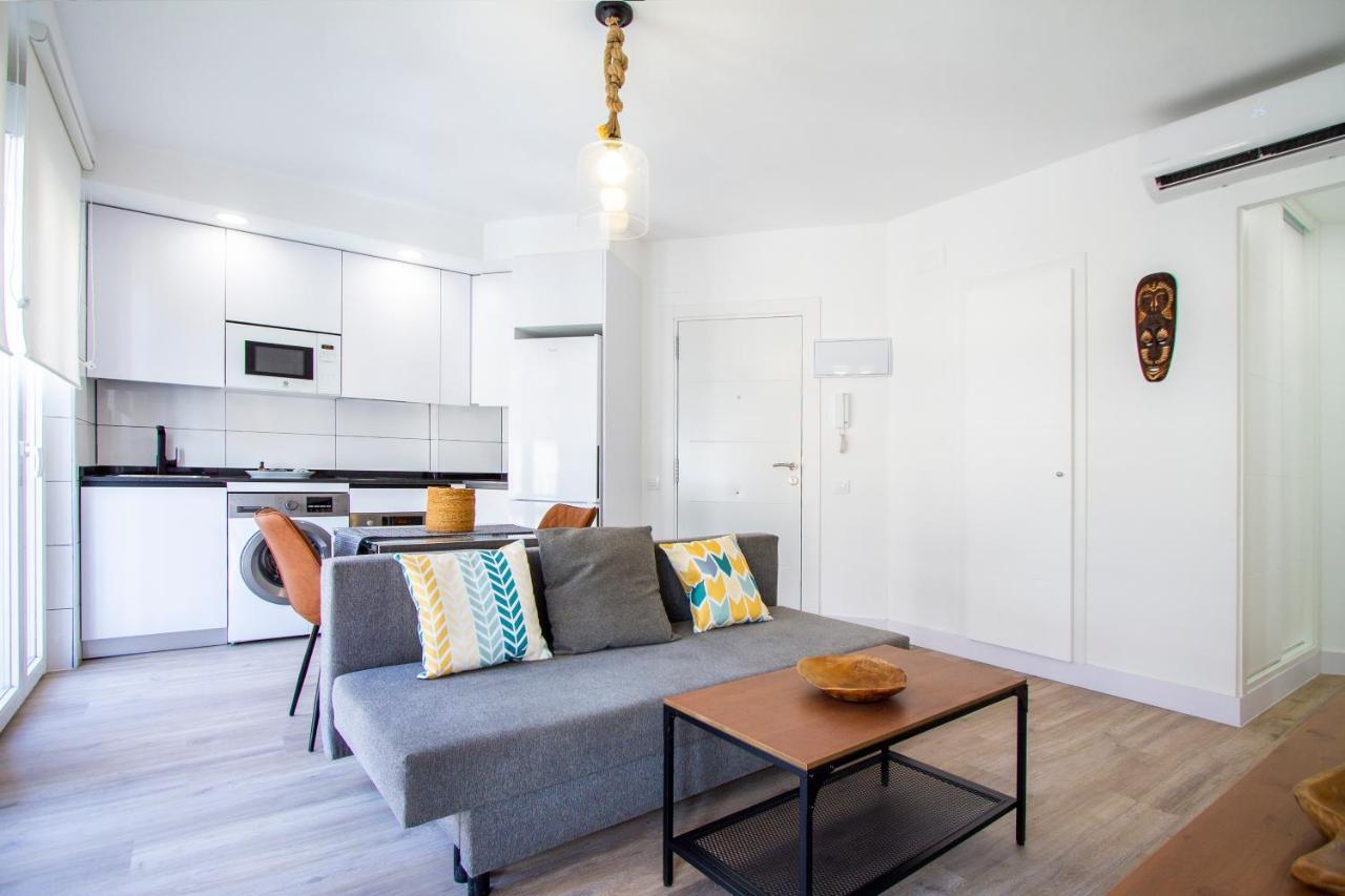 Apartamentos Cuatro Caminos Мадрид Екстериор снимка