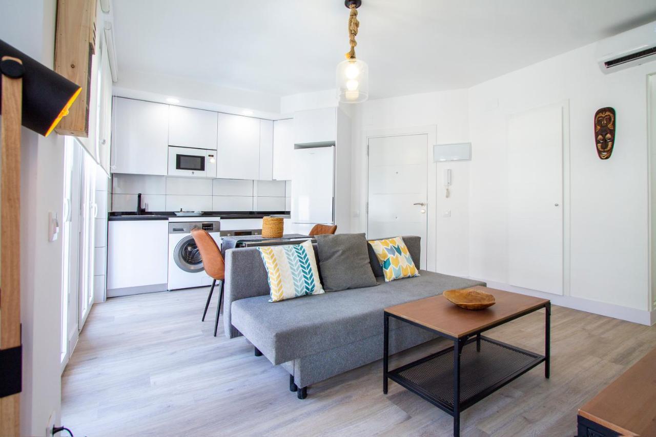 Apartamentos Cuatro Caminos Мадрид Екстериор снимка